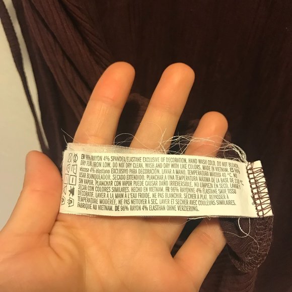 Forever 21 Faux Wrap Dress - Picture 5 of 5